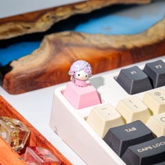 Hello Kitty Artisan Keycap Breakwooden 3