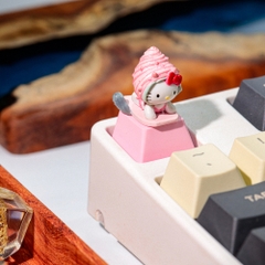 Hello Kitty Artisan Keycap Breakwooden 7
