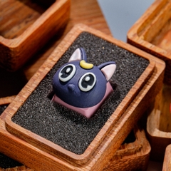 Kute Cat Artisan Keycap Breakwooden 3
