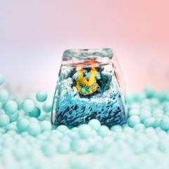 One Piece - Jinbe Artisan Keycap Breakwooden 2