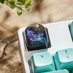 Planet - Galaxy Artisan Keycap Breakwooden