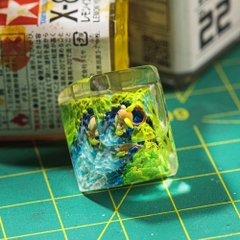 Pokemon - Alolan Raichu Artisan Keycap Breakwooden