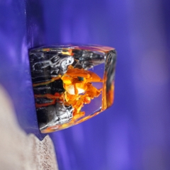 Pokemon - Charizard Artisan Keycap Breakwooden 18