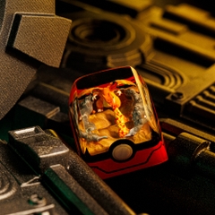 Pokemon - Charizard Artisan Keycap Breakwooden 8