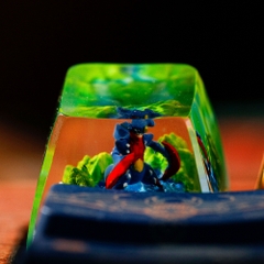 Pokemon - Gaburias Mega Artisan Keycap Breakwooden 2