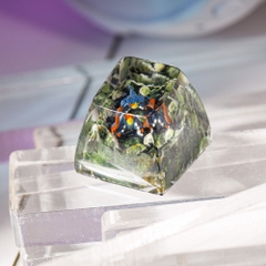 Pokemon - Garchomp Artisan Keycap Breakwooden