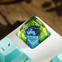 Pokemon - Mega Charizard Artisan Keycap Breakwooden