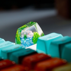 Pokemon - Swirlix Artisan Keycap Breakwooden