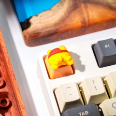 Pooh Bear Artisan Keycap Breakwooden