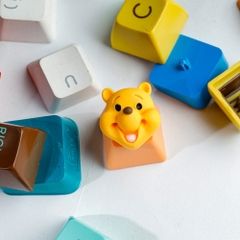 Pooh Bear Artisan Keycap Breakwooden 2