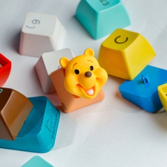 Pooh Bear Artisan Keycap Breakwooden 2