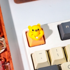 Pooh Bear Artisan Keycap Breakwooden 2