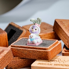 Rabbit Artisan Keycap Breakwooden 2