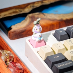 Rabbit Artisan Keycap Breakwooden 2