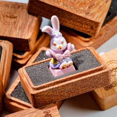 Rabbit Artisan Keycap Breakwooden 3