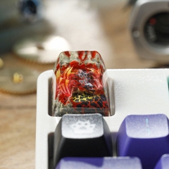 Red Dragon Artisan Keycap Breakwooden 10