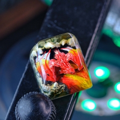 Red Dragon Artisan Keycap Breakwooden 2
