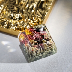 Red Dragon Artisan Keycap Breakwooden 8
