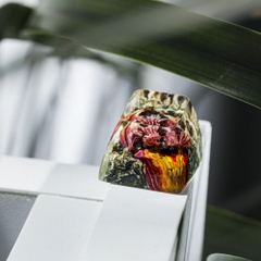 Red Dragon Artisan Keycap Breakwooden 8