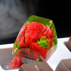 Red Octopus Artisan Keycap Breakwooden 4