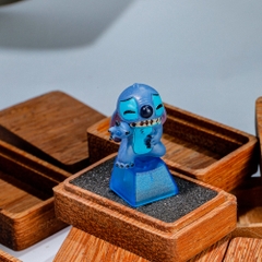 Stitch Artisan Keycap Breakwooden 11