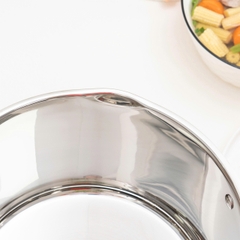 Bộ nồi inox 4 món, 5 đáy Kalpen Lermat L2pro. Nồi size 18-22-26cm và chảo chống dính 26cm