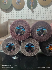 Nhám Xếp Blueshark – Đế 75mm (Hộp 10 cái)