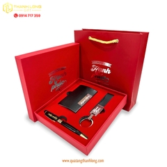 Bộ gift set bút ,móc khóa, card visit