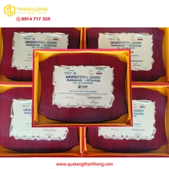 Bảng Vinh Danh Tôn Vinh và Ghi Nhận Những Cống Hiến Đáng Giá