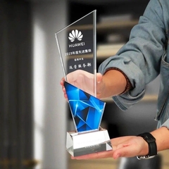 Cúp Pha Lê Vinh Danh Cao Cấp