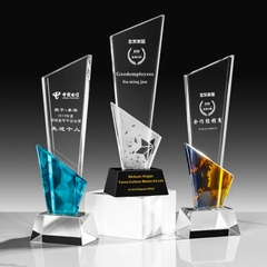 Cúp Vinh Danh Pha Lê Ghi Dấu Ấn Thành Công