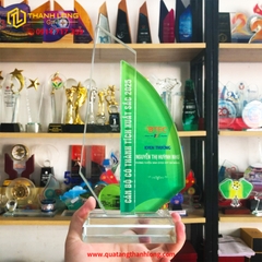 Cúp Pha Lê Cánh Buồm Sang Trọng