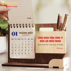 Lịch gỗ kết hợp hộp bút in ấn theo yêu cầu
