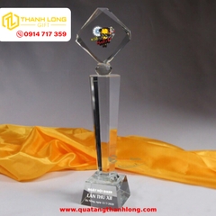 Cúp Pha Lê Hình Thoi Vuông