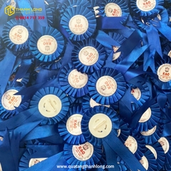 Hoa Cài Áo Đại Biểu Màu Xanh Dương