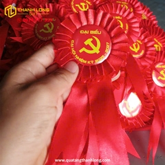 Hoa Cài Áo Họp Lớp Màu Đỏ Sắc Màu Kết Nối Kỷ Niệm