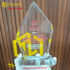 Kỷ niệm chương pha lê mũi nhọn cao cấp