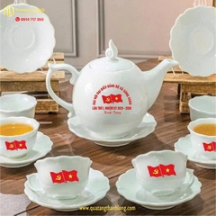Bộ ấm chén sứ quà tặng đại hội