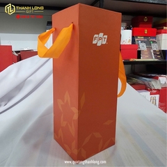 Hộp đựng bình giữ nhiệt quay xách (25x9x9cm)