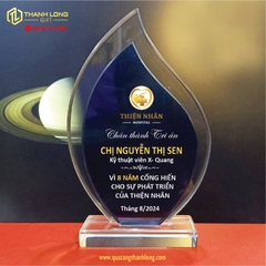 Kỷ Niệm Chương Pha Lê 2 tấm