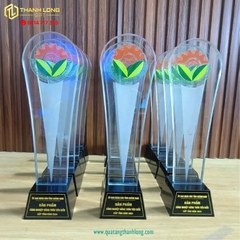 Cúp Pha Lê nông thôn tiêu biểu