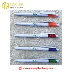 Bút bi in theo logo công ty tăng nhận diện thương hiệu