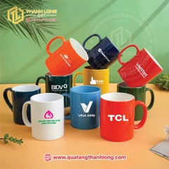 Ly sứ màu in logo