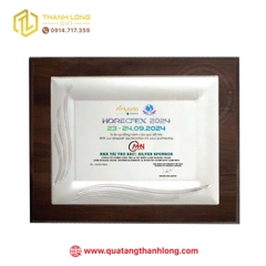 Bảng vinh danh kim loại  màu bạc in Horecfex