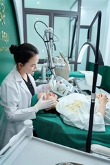 Laser nốt ruồi, hạt cơm, đồi mồi, u nhú...