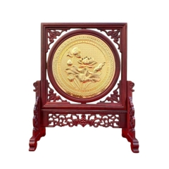 Tranh Đĩa Đồng Hoa Sen 2 Mặt , Mạ Vàng 24K , Khung Gỗ Cẩm ( 35x29cm ) - Cửu Diệu Thiên - SD006