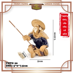 Tượng ông lão câu cá chất liệu gốm