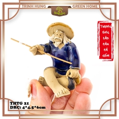 Tượng ông lão câu cá chất liệu gốm