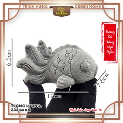 Tượng cá vàng ngơ ngác đá sa thạch ST.PVN2416