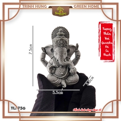 Tượng thần voi Ganesha đá sa thạch xanh